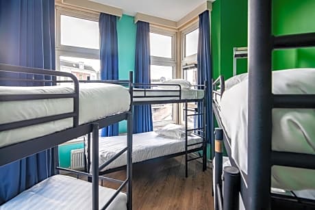 Dormitory Room (6 Adults)