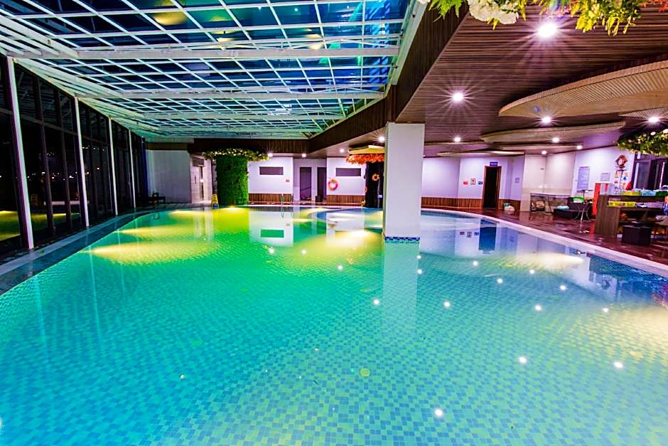 SAKURA HOTEL