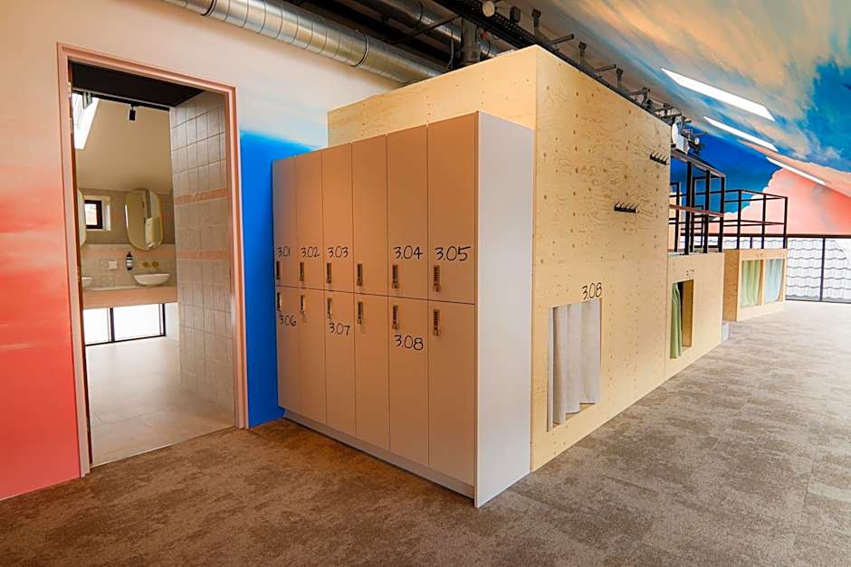 PJs Hostel