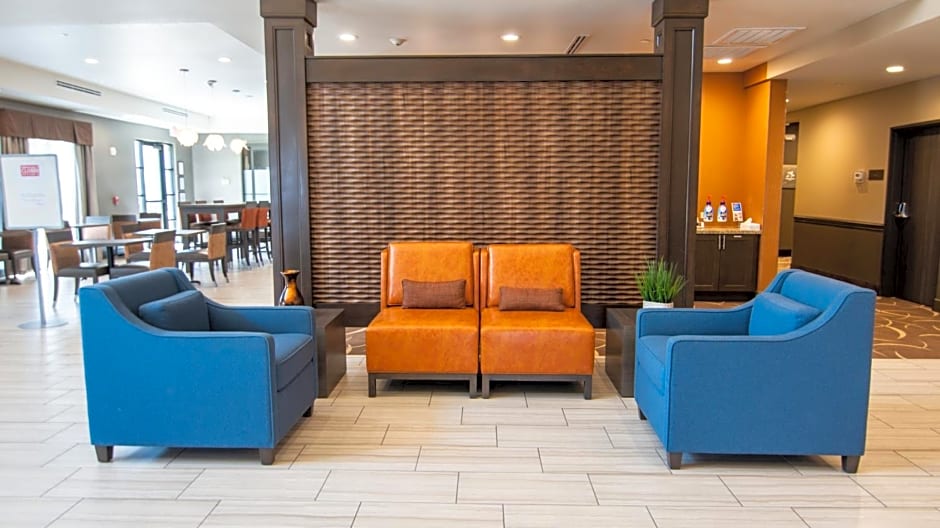 Comfort Suites Near Sam Houston Race Park