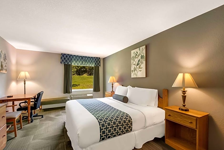 SureStay Plus Hotel by Best Western Berkeley Springs