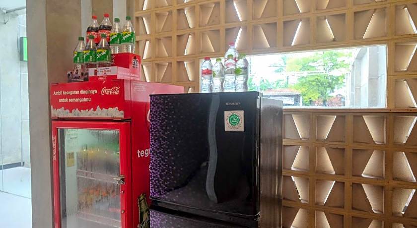 Urbanview Hotel Syariah Artamara Tegal by RedDoorz