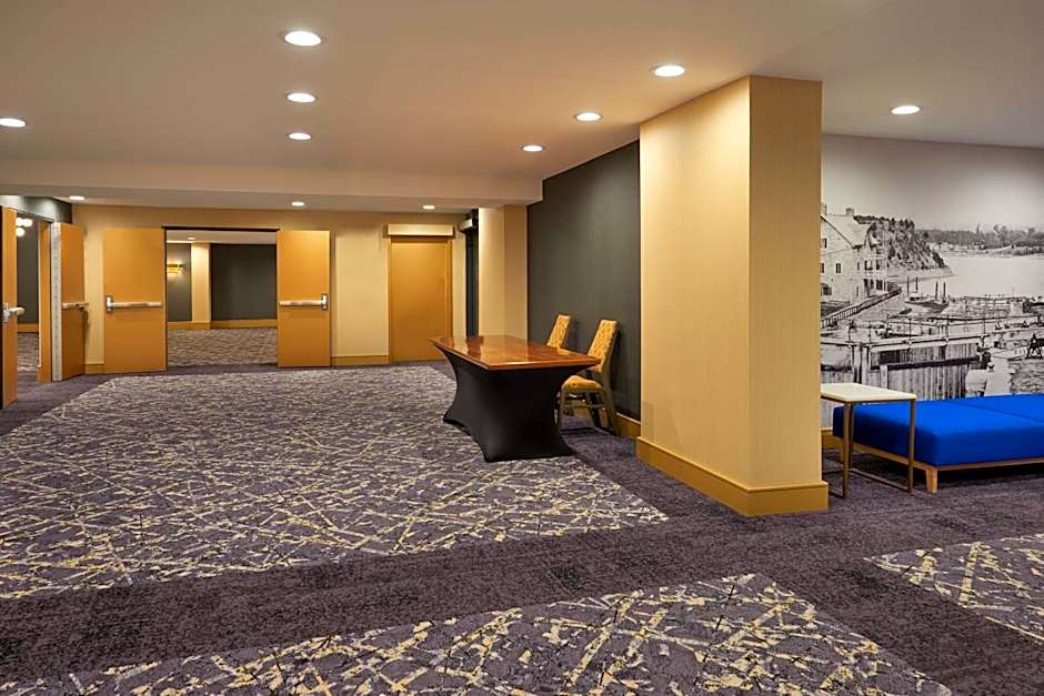 Sheraton Ottawa Hotel