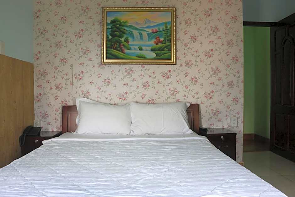 Kim Long Hotel