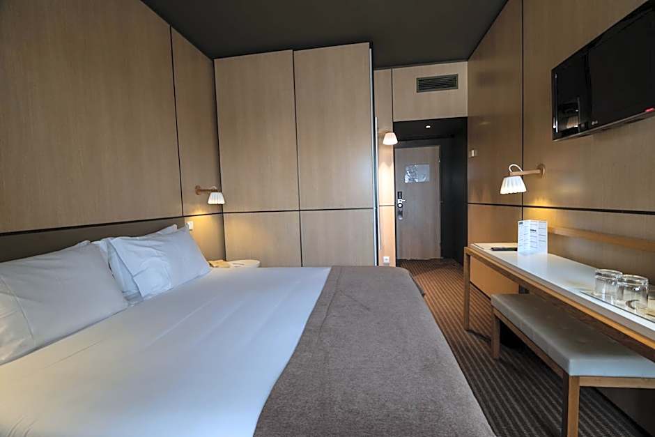 Axis Vermar Conference & Beach Hotel