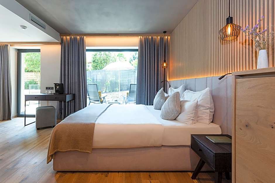 Avidea - Adults Only