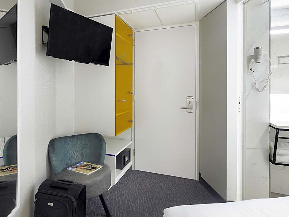 Ibis Styles Amsterdam CS Hotel
