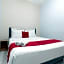RedDoorz near Puri Indah Lippo Mall 2