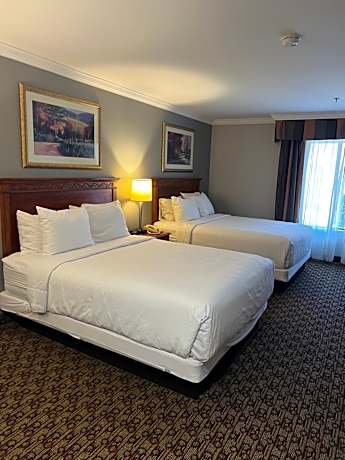 Queen Room with Two Queen Beds