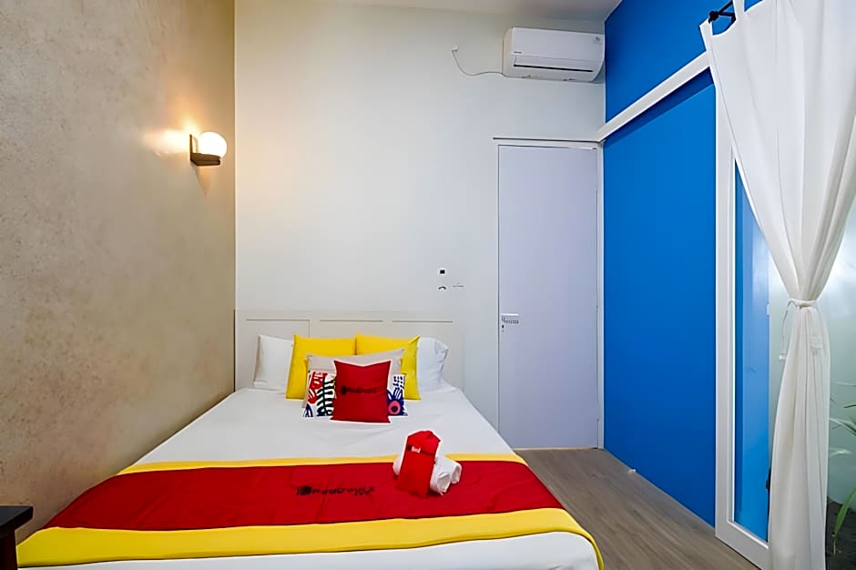 RedDoorz near UMY Yogyakarta 3