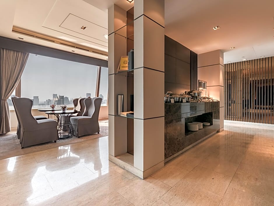 Okura Prestige Bangkok Hotel