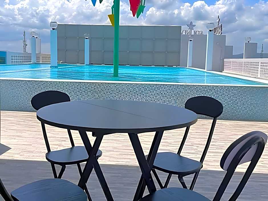 Sri Indar Hotel & Suites