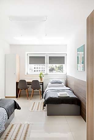 Standard Twin Room with Shared Bathroom