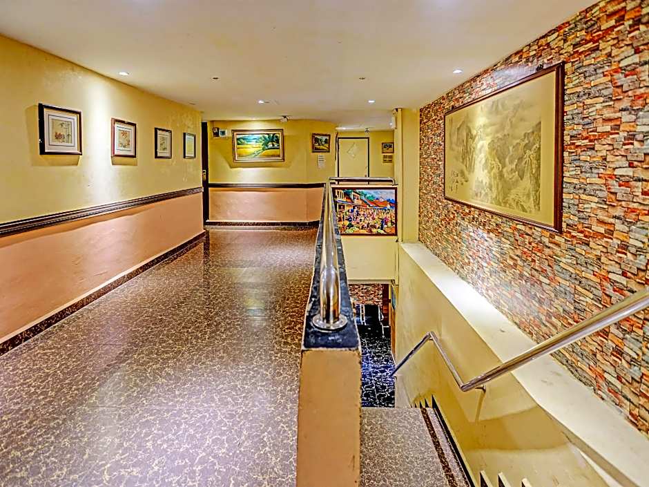 OYO 91368 Jasmine 999