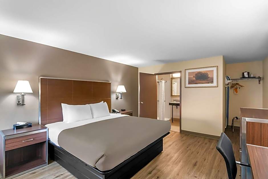 Quality Inn Waterbury East