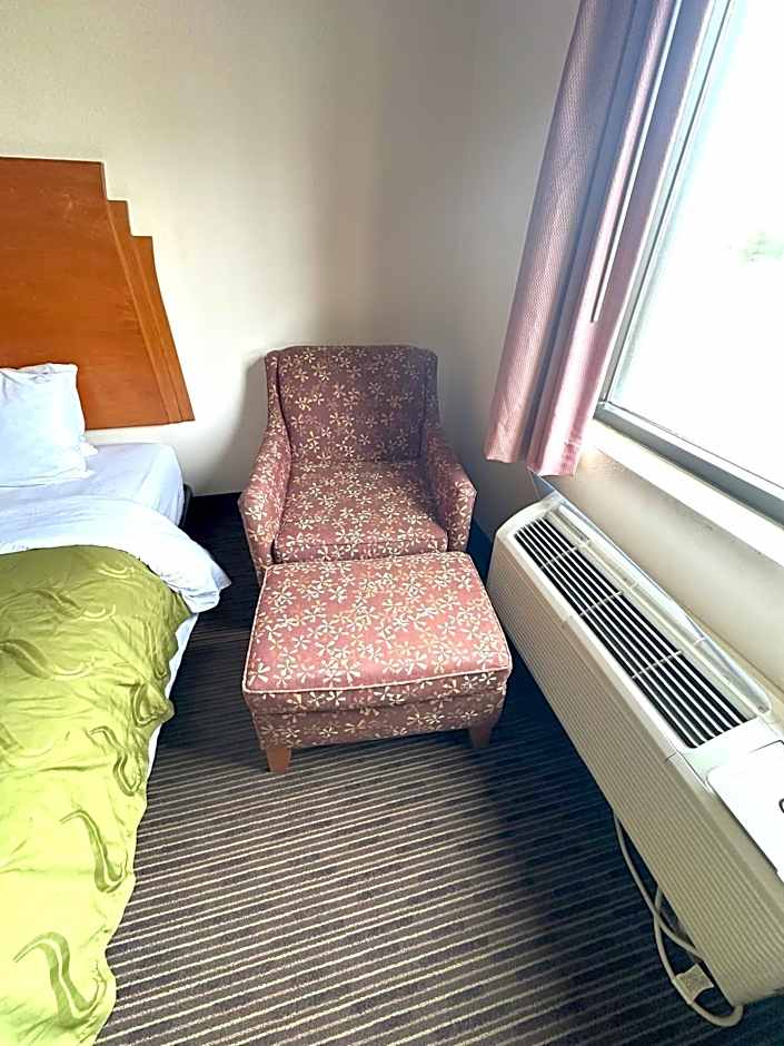 Quality Inn & Suites Salina