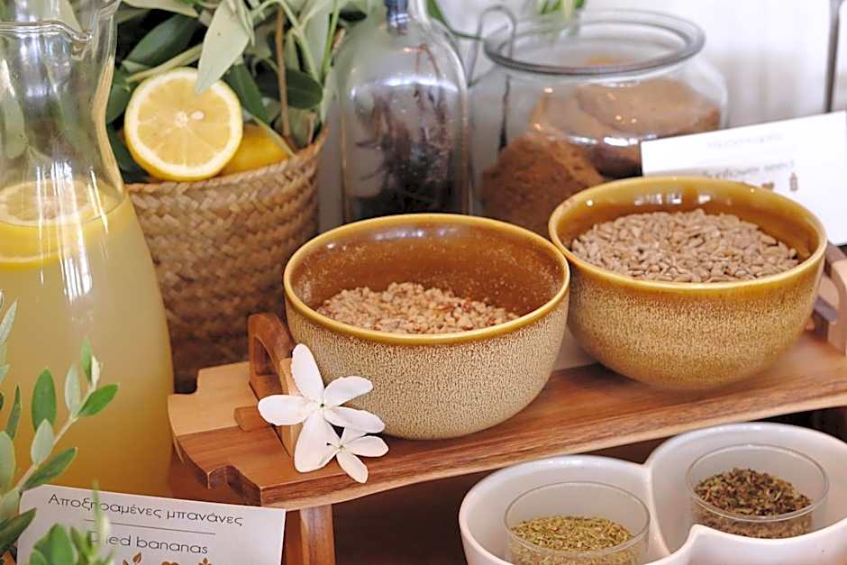 Maritimo Beach Hotel