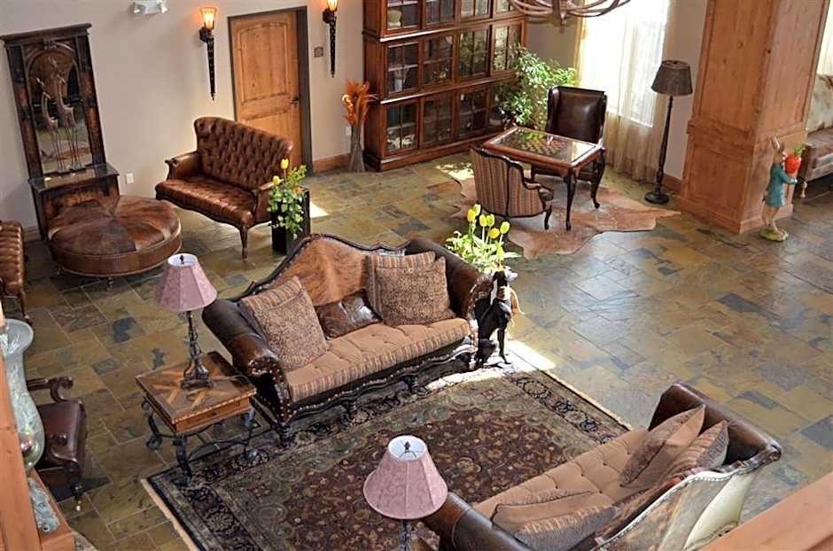 Inn at Cross Keys Station