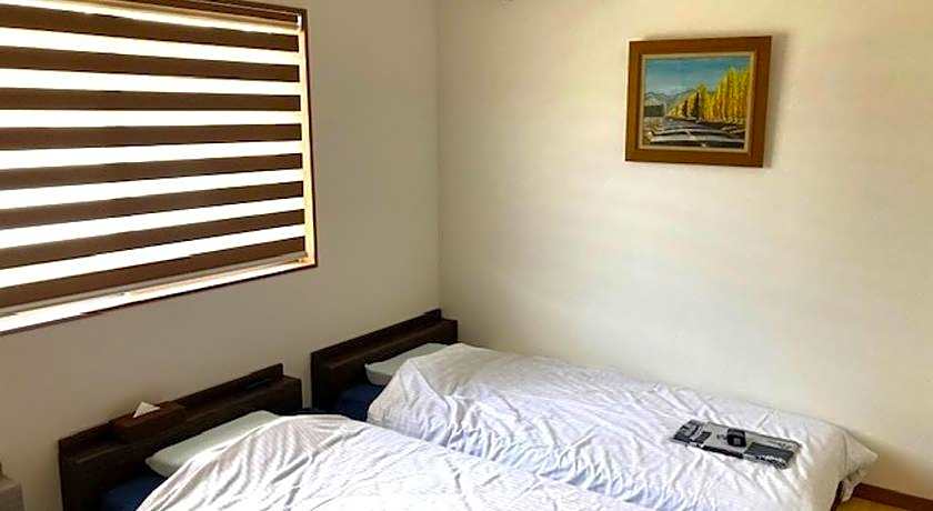 Yufuin Sanso Waremokou Hotel