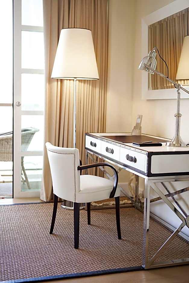 Cameo Beverly Hills