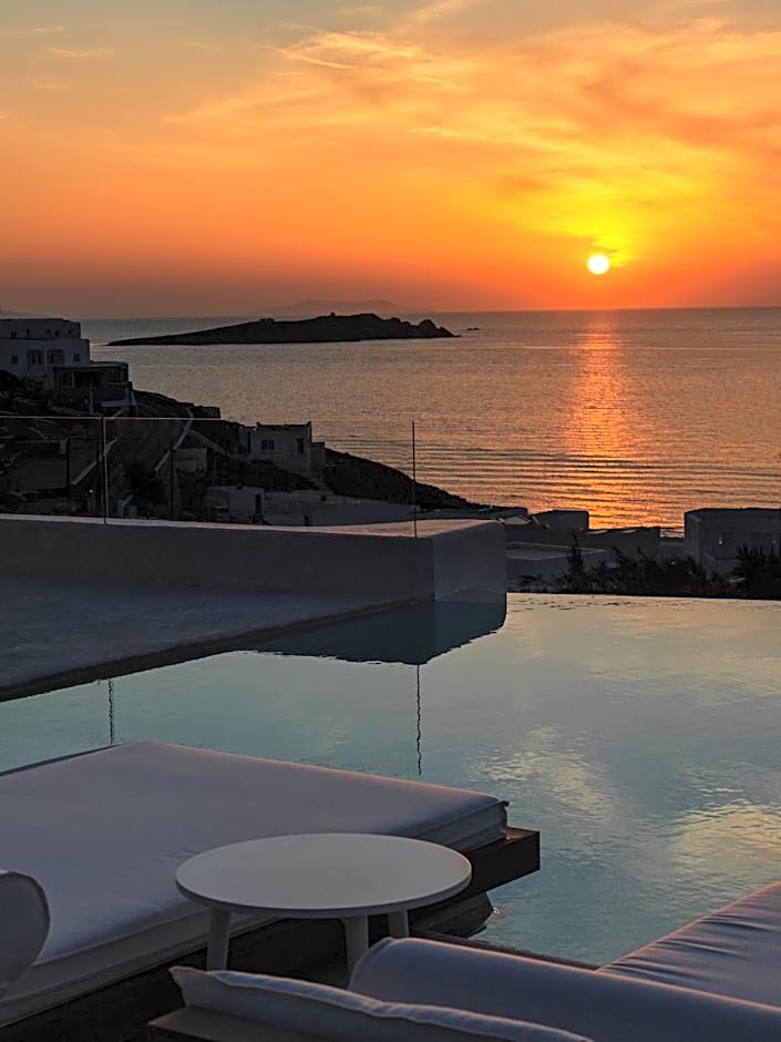 Mykonos Earth Suites