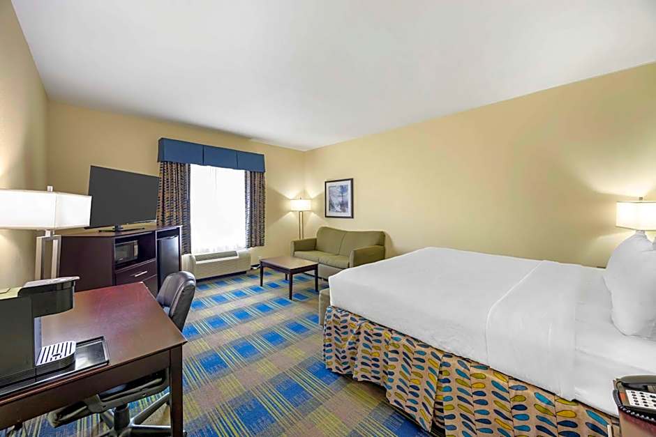 Best Western Plus Pratt