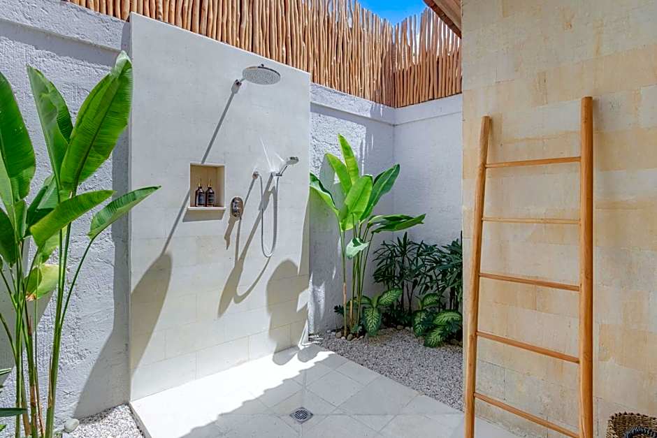 Saé Villa - Private Escape near Seminyak