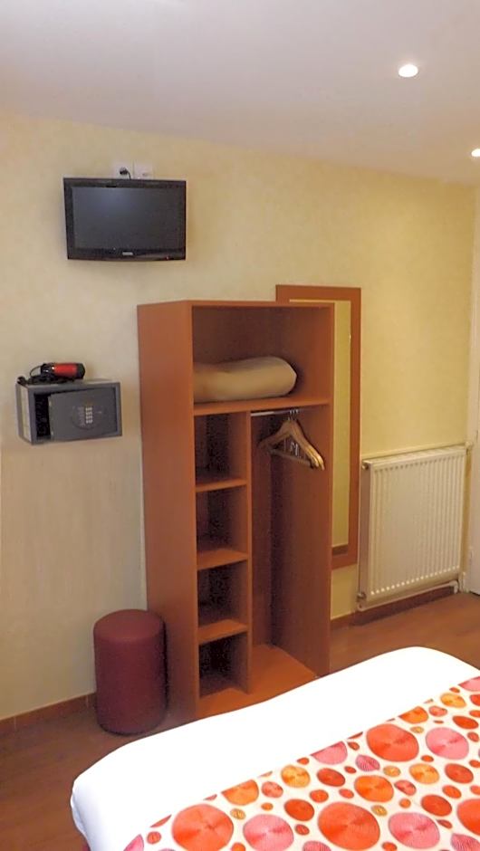 Hôtel de la Place des Alpes