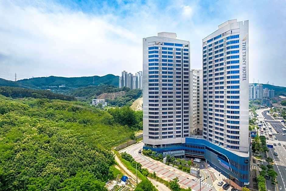 The Triny Urban Suites