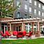 Holiday Inn Express and Suites Madison Central By IHG