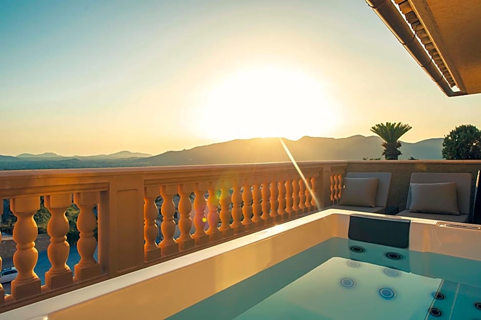 Hotel Creu de Tau Art&Spa-Adults only