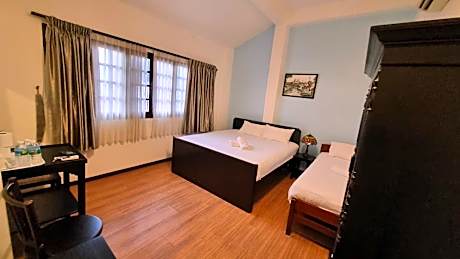 Triple Room with Balcony