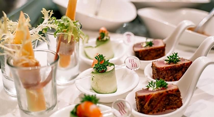 Dekin Hotel Chongqing Jiefangbei