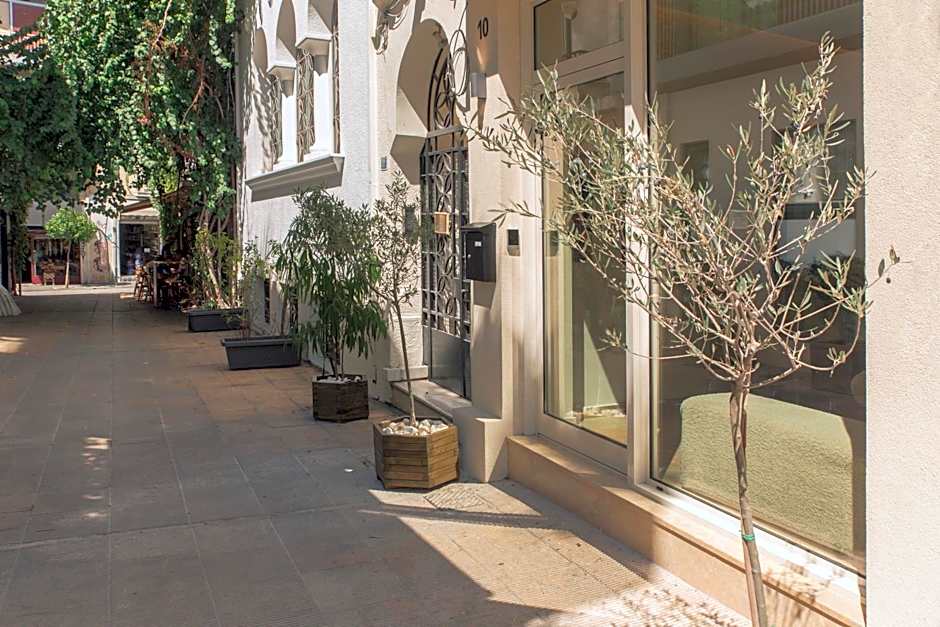 Living Stone Boutique Hotel