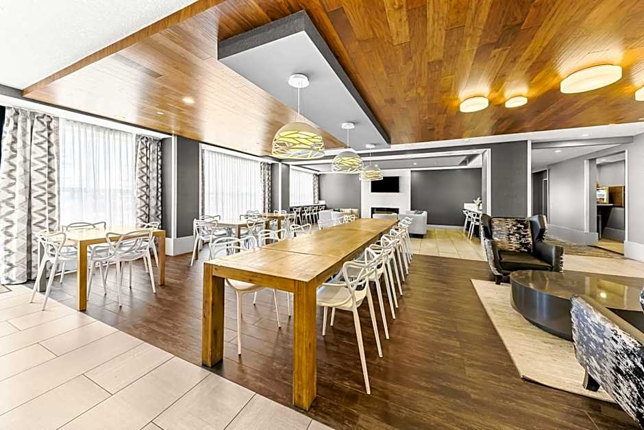 Best Western Plus Airdrie Gateway