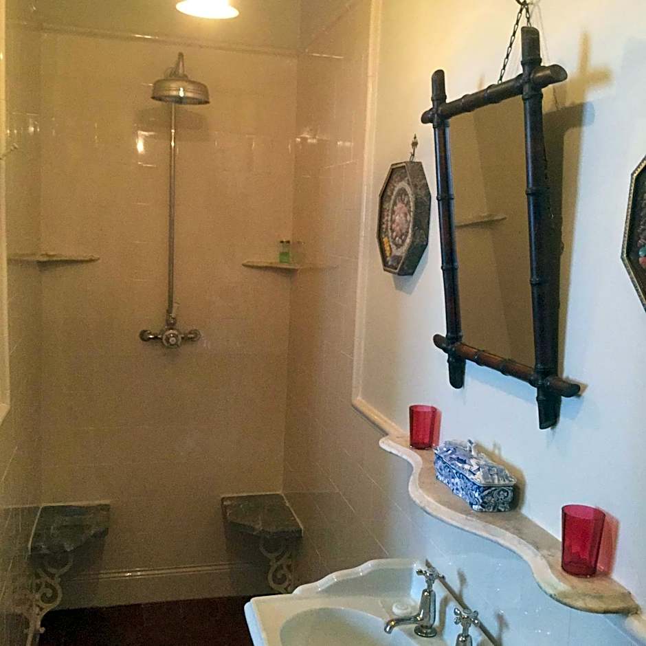 St Benedict - Victorian Bed and Breakfast