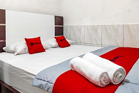 RedDoorz @ DST RSU Banjar Guest House Syariah