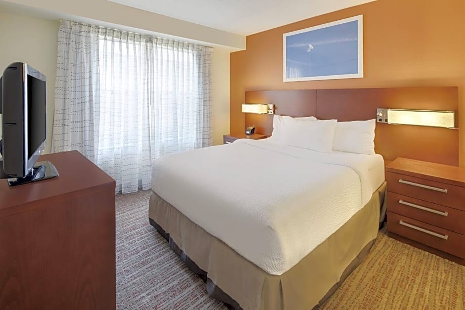 Residence Inn by Marriott Indianapolis Airport