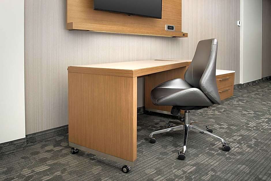 Courtyard by Marriott Portland East