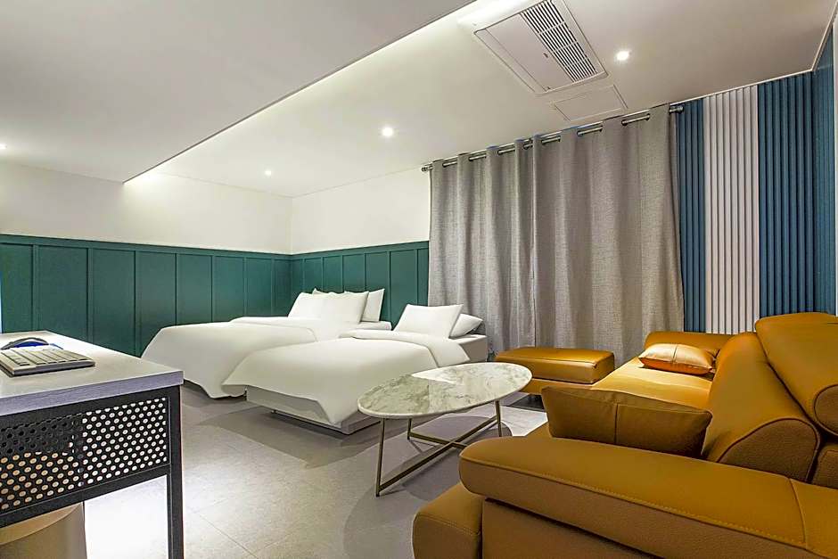 Hotel Joy