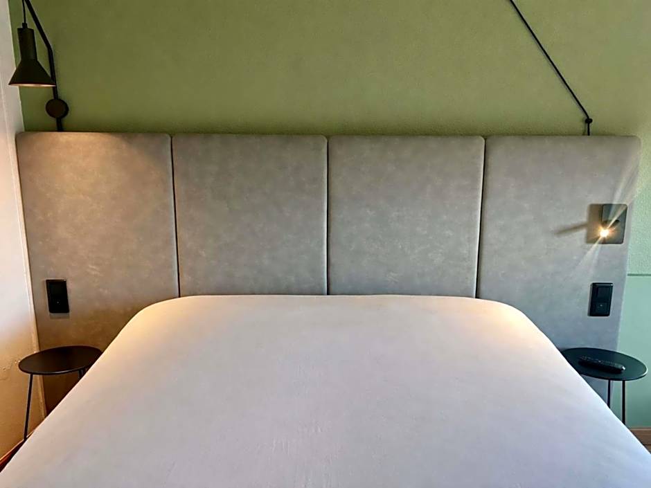 ibis Beauvais Aeroport