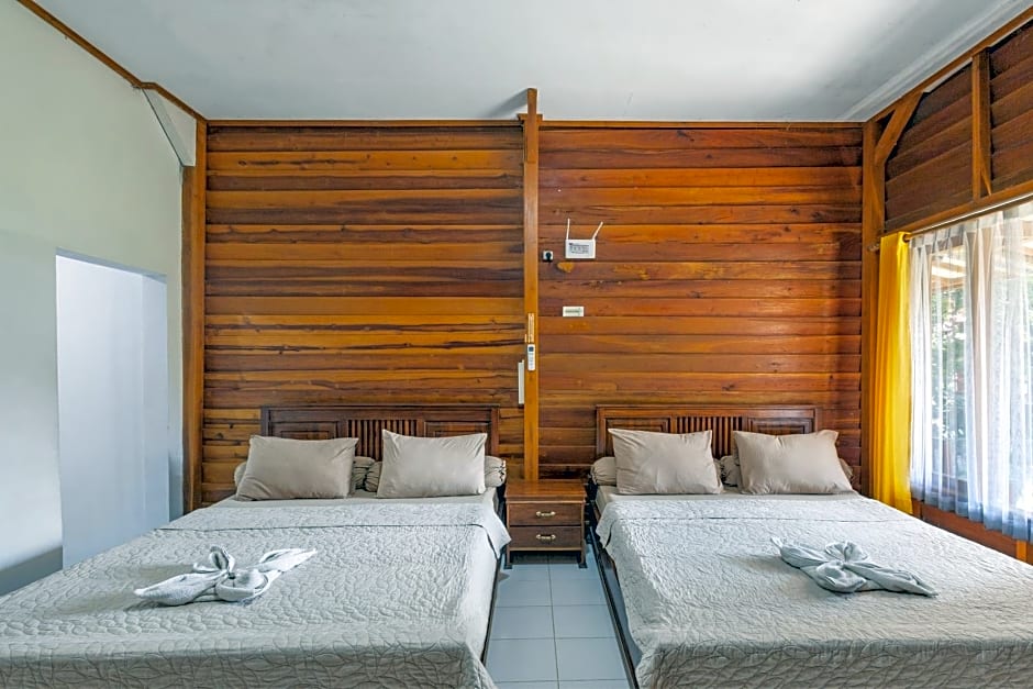 Sawarna Little Hula Hula