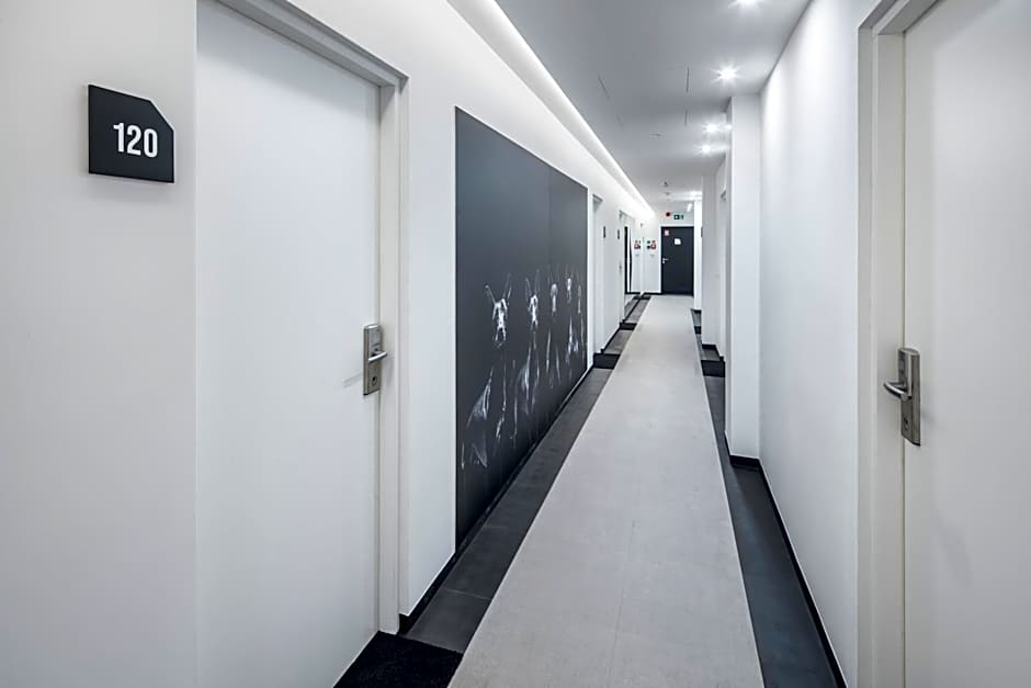 Lofty Kampus Garnizon