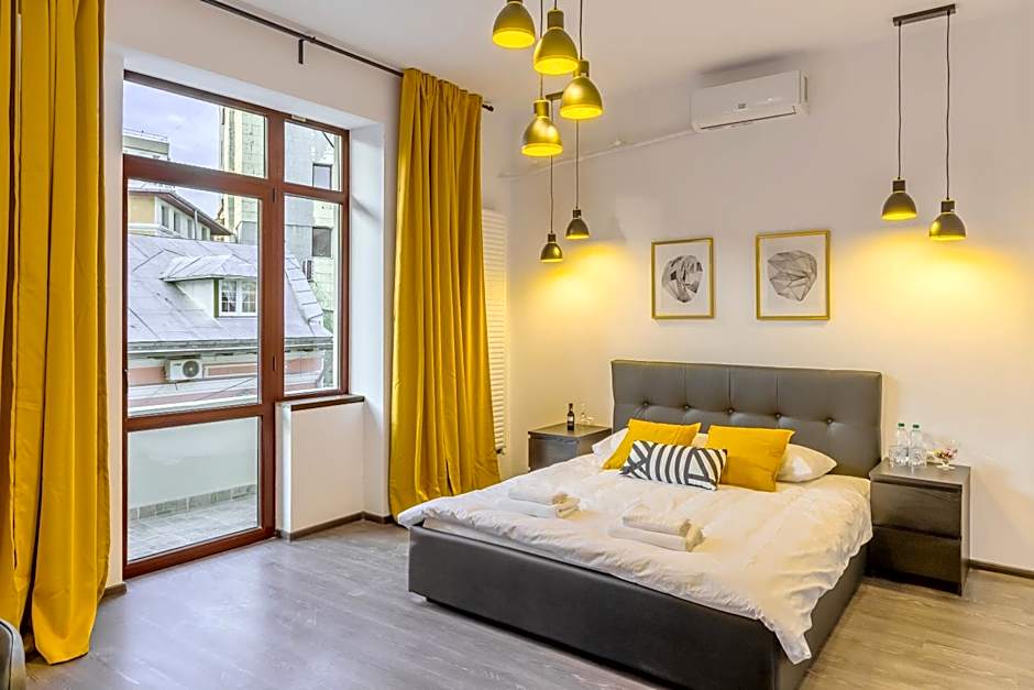 CHÂTEAU: Upscale Suites in Bucharest's Historical Center!