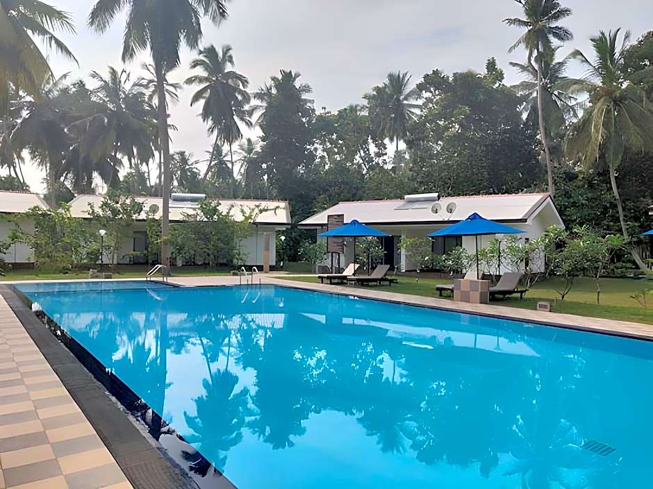 Oreeka Hotels (Katunayake Airport Hotel)