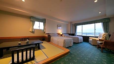Superior Twin Room with Sea View