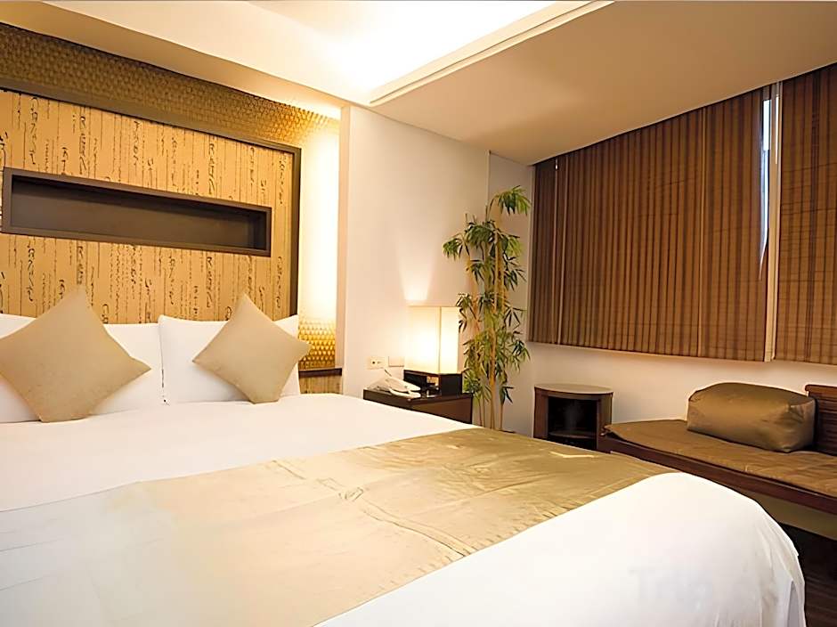 Shin Yuan Celeb Metro Hotel