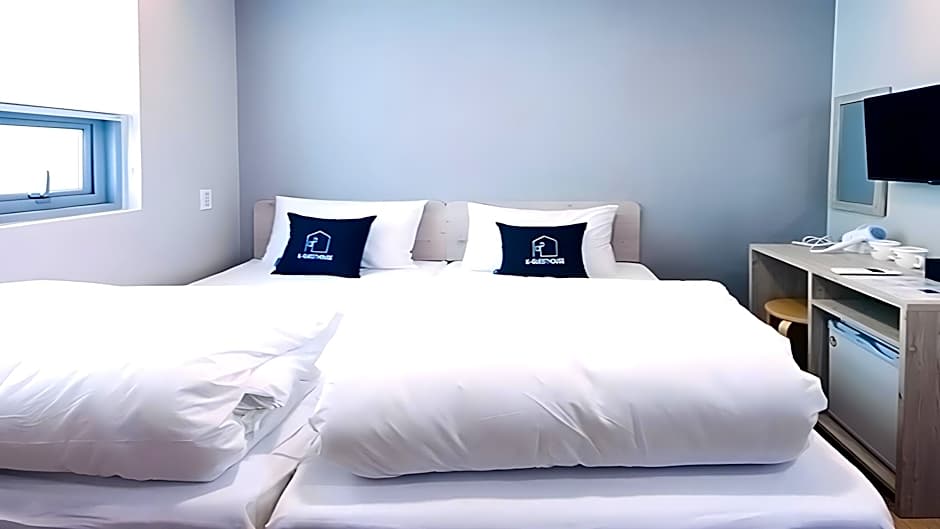 K-GUESTHOUSE Premium Nampo 1