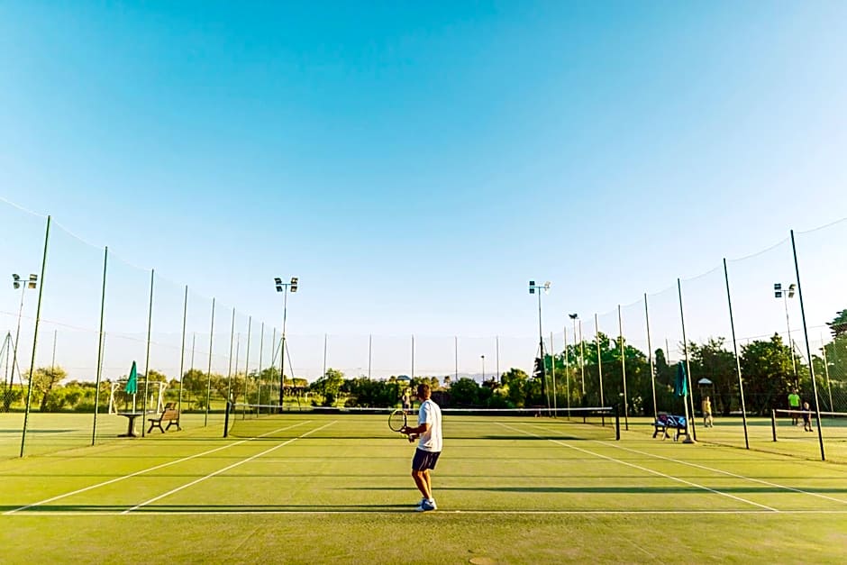 Club Hotel Marina Beach