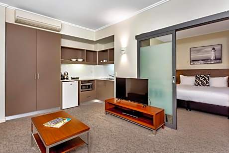 New Haus Suite